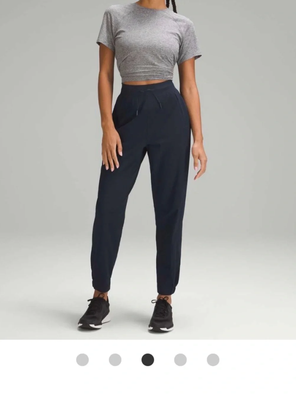 lululemon sz 6 License to Train Jogger True Navy gym fitness athleisure workout